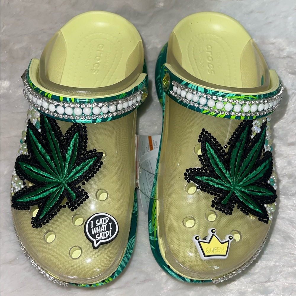 Green Translucent Bae Crocs Size 6 Women